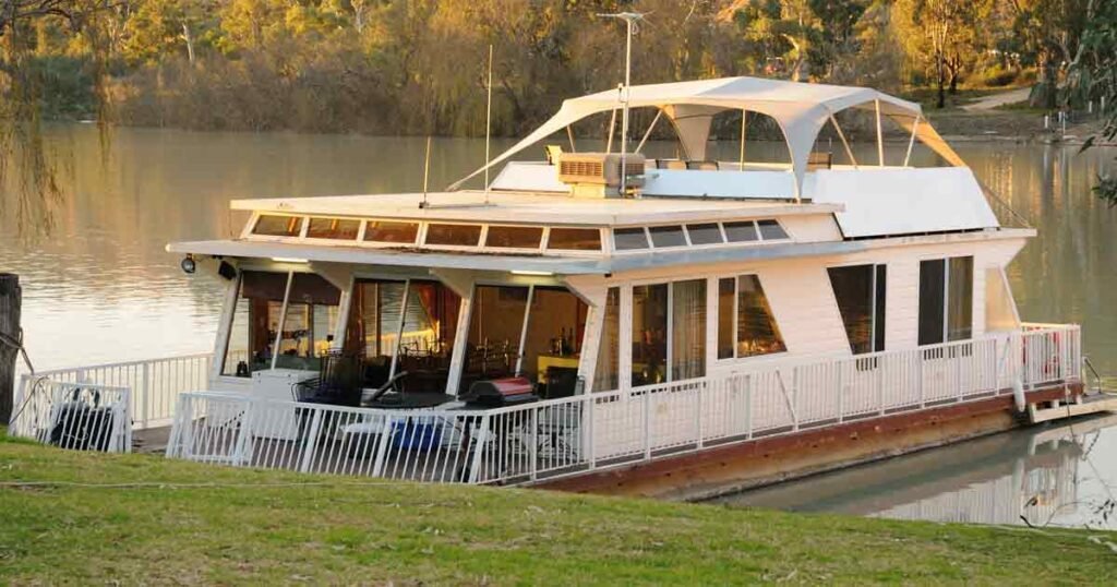 Houseboat Insurance